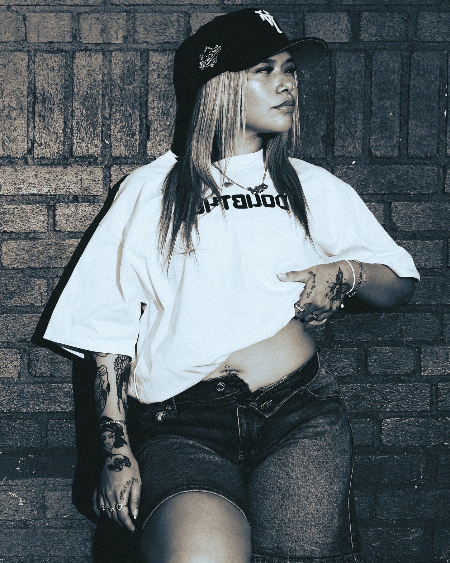 DOUBT4UL BOX LOGO TEE